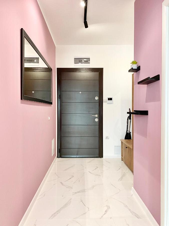 Colourful Apartment For 4 Guests And Free Parking スタラ・ザゴラ エクステリア 写真