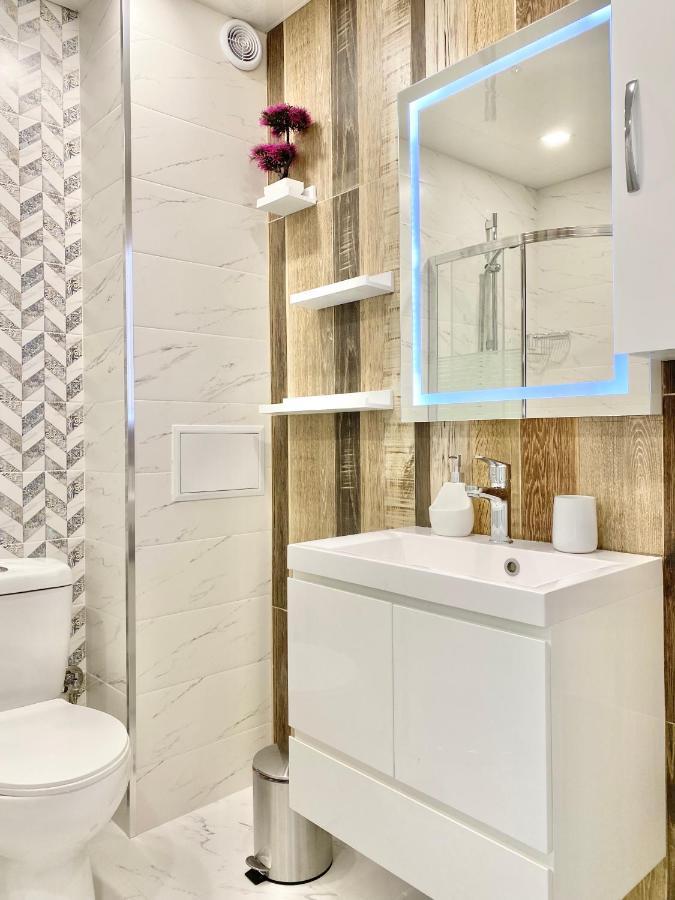 Colourful Apartment For 4 Guests And Free Parking スタラ・ザゴラ エクステリア 写真